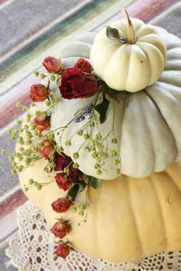 floral-fall-pumpkin-centerpiece