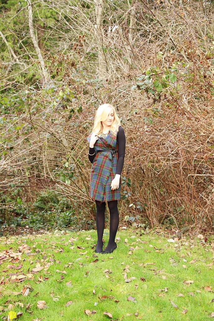 DIY Post – No Sew Holiday Dress/Vest/And More