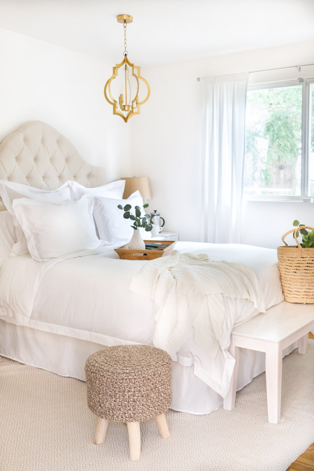 A Fresh Start in the New Year and How to Decorate with All White Bedding