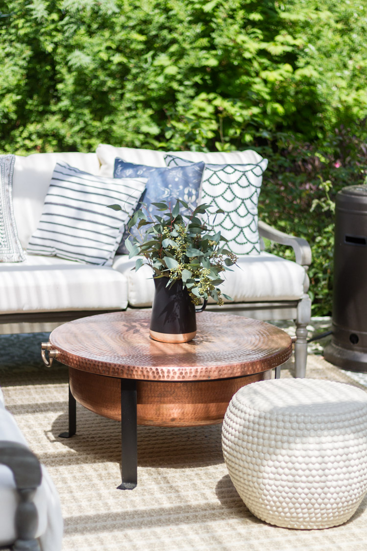 Outdoor Decorating and Entertaining 