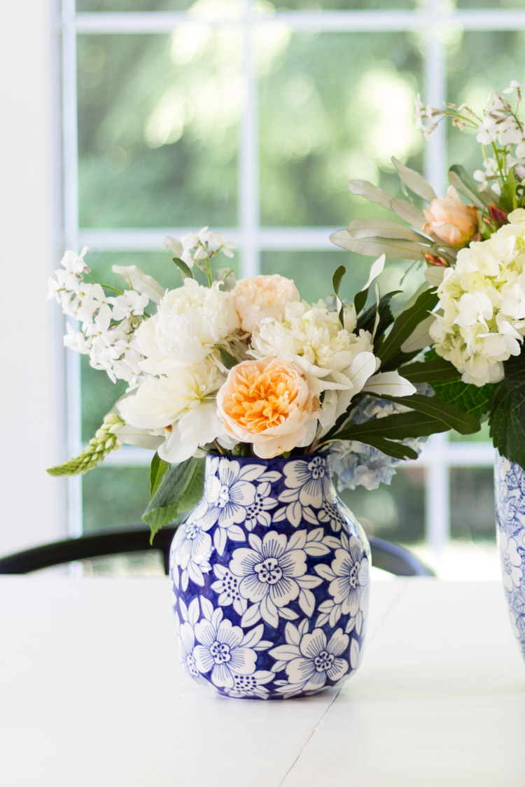 How To use color with Your neutral table decor including accent plates and vases