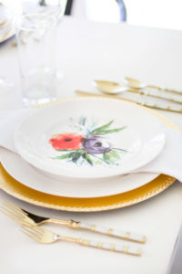 How To use color with Your neutral table decor including accent plates and vases