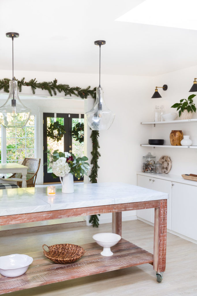 Our Christmas Home Tour - Holiday Housewalk - zevy joy