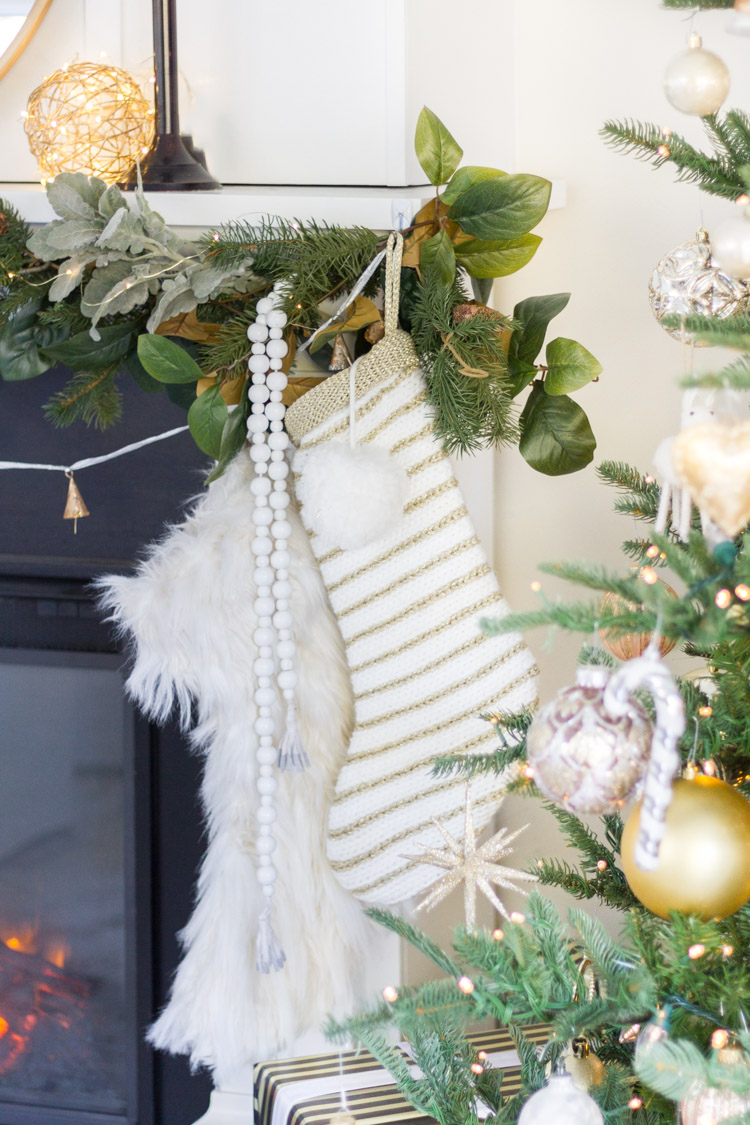 A simple Christmas Mantel - Mystery Box Creative Challenge 3