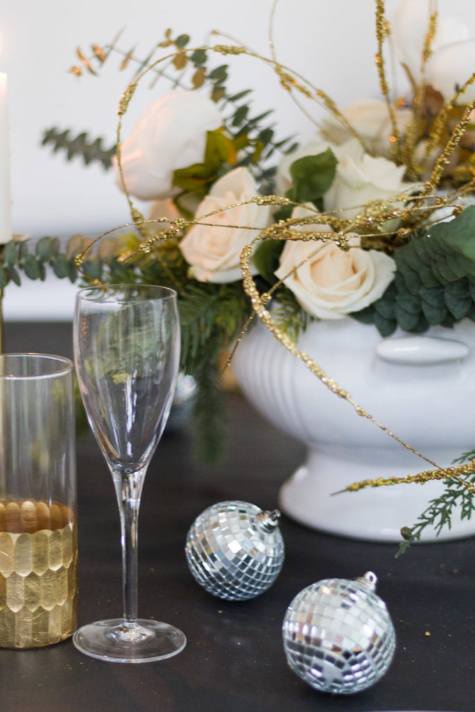 A New Year's Eve Tablescape 1