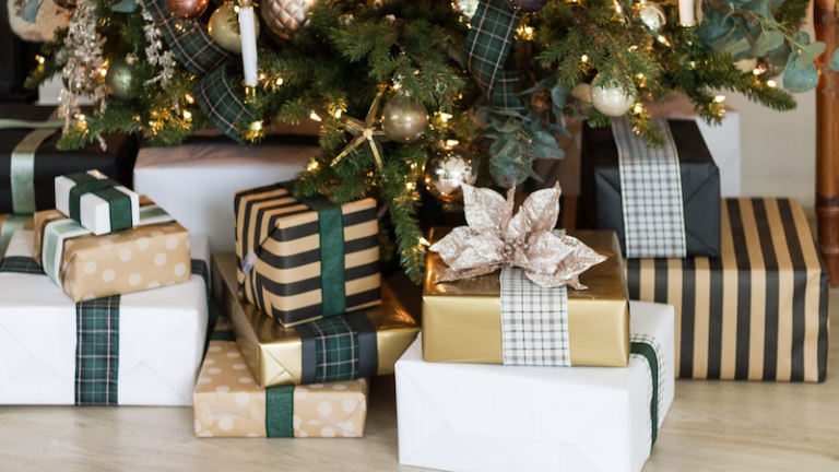 Gift Wrapping Basics – Wrapping Without A Bow