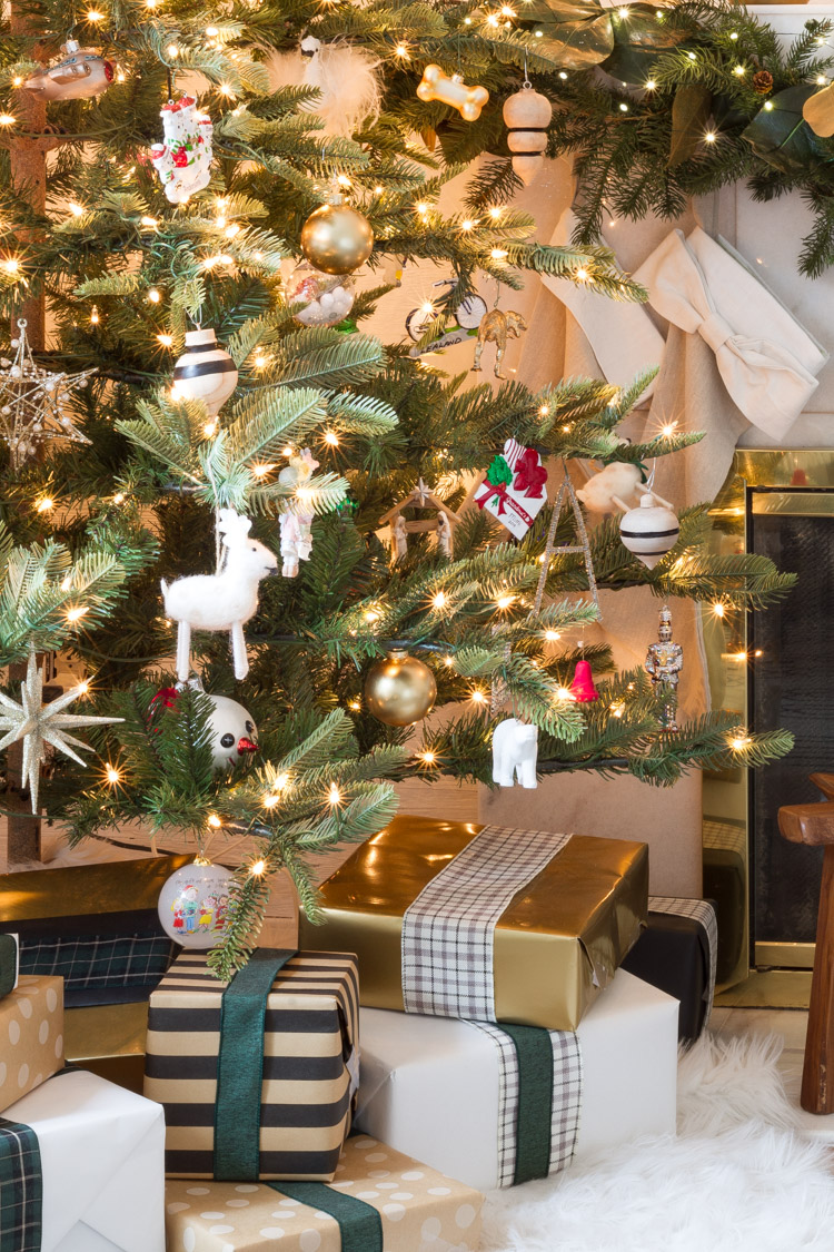 Our Home at Christmastime - Holiday Housewalk 2019 - zevy joy