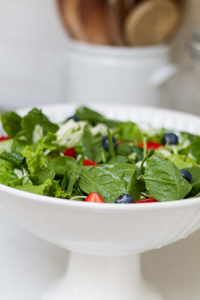 Easy Spinach and Fruit Summer Salad