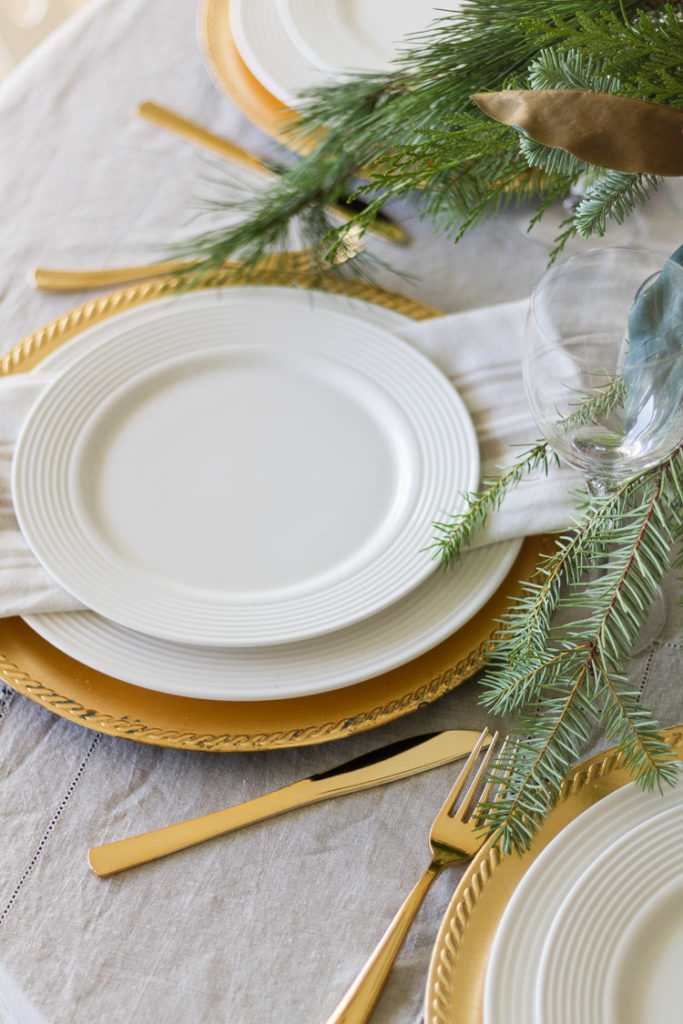 Elegant-Christmas-Entertaining-Evergreen-Arrangement-Tablescape