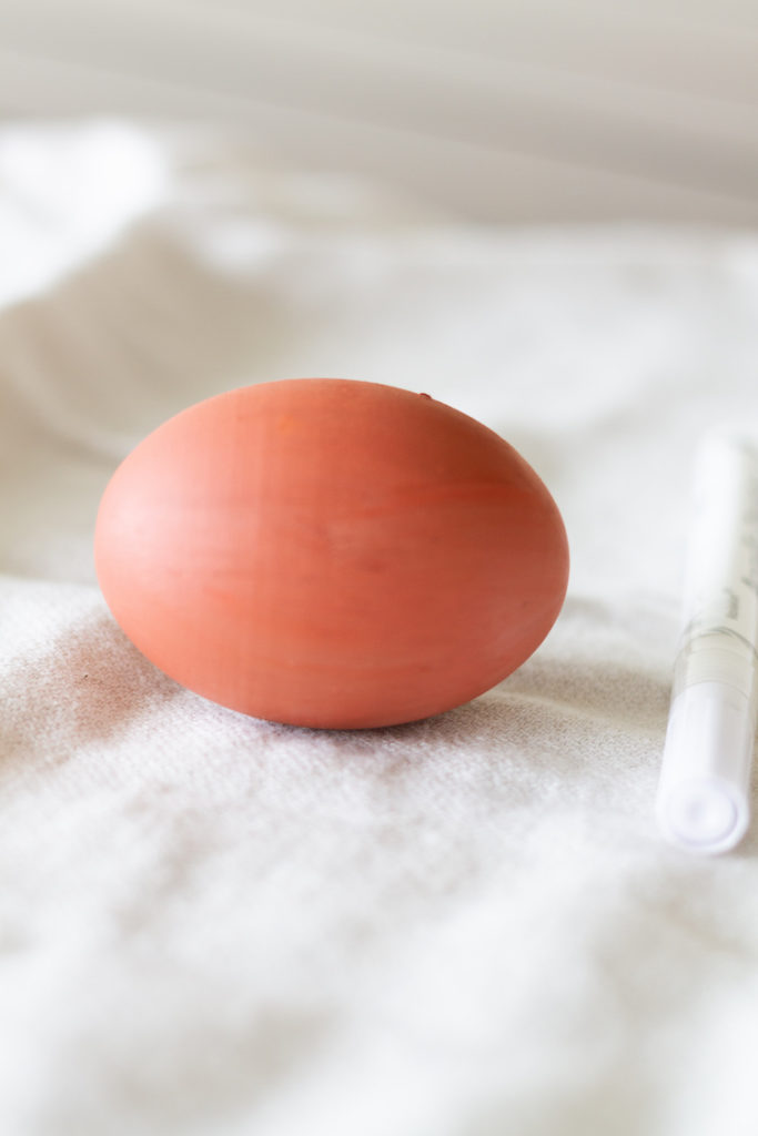 How To Paint Vintage Inspired Easter Eggs 