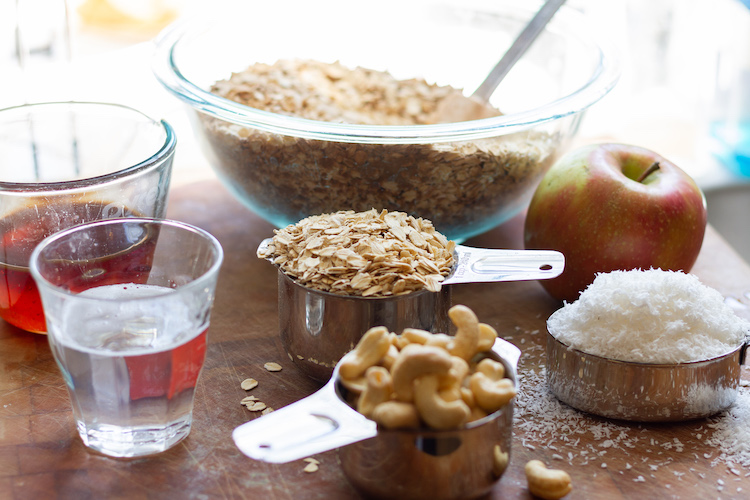 Cinnamon Apple Granola Recipe