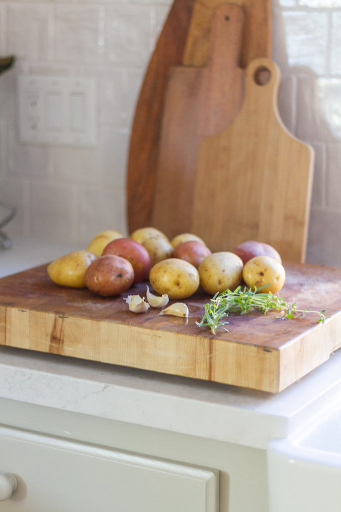 Garlic and Herb Roasted Potatoes
