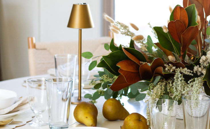 Thanksgiving Table Setting With Magnolia Leaf Centerpiece