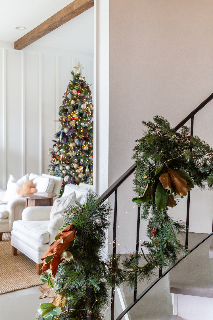 Holiday Housewalk 2023 - zevy joy